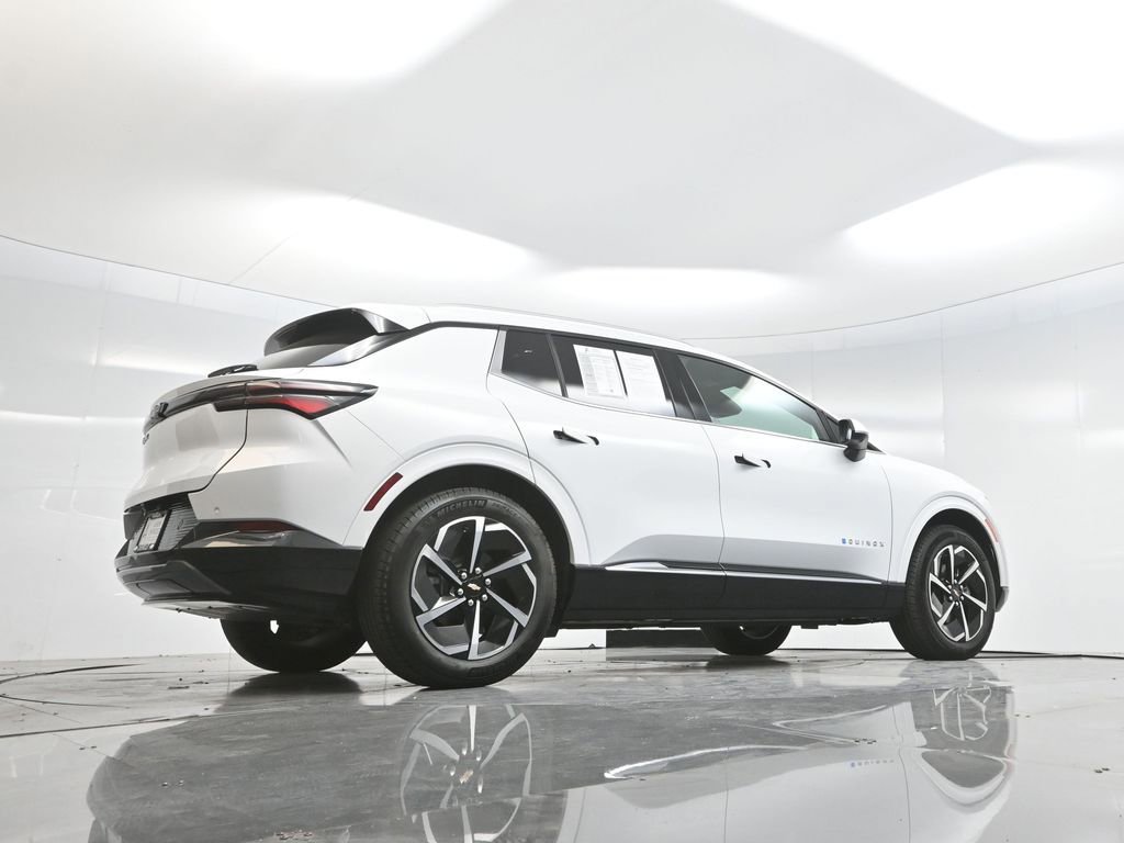 Used 2025 Chevrolet Equinox EV LT w/ Convenience Package image 59