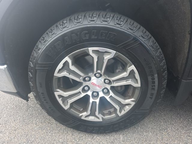 Used 2020 GMC Sierra 1500 SLE w/ SLE Value Package image 6