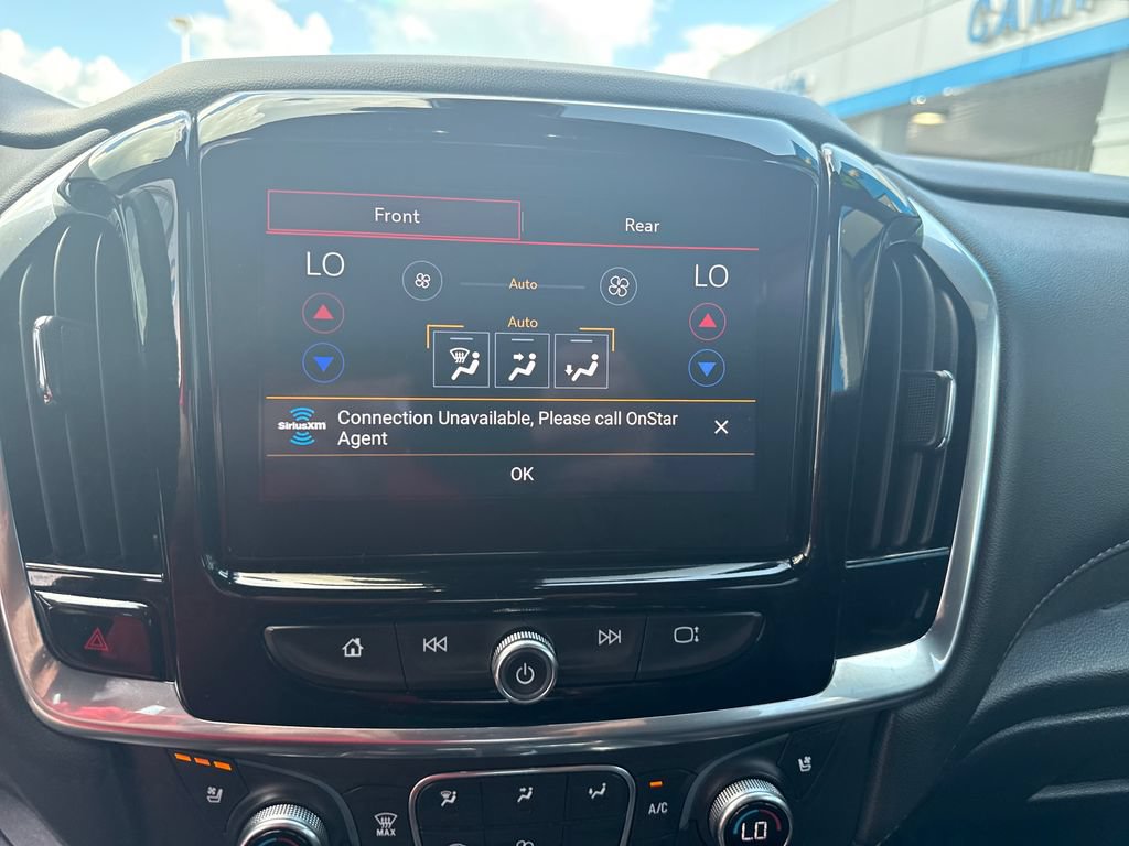 Used 2023 Chevrolet Traverse High Country FWD image 33