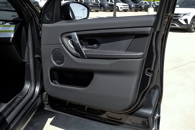 New 2026 Land Rover Discovery Sport Landmark AWD/4WD image 60