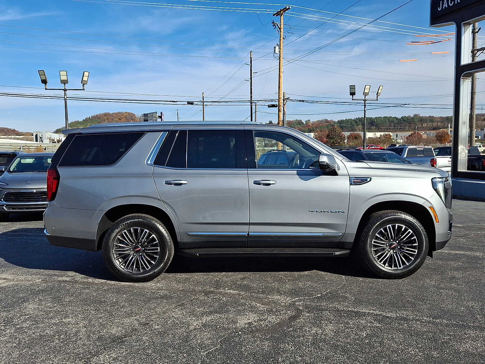 New 2026 GMC Yukon Elevation w/ LPO, Floor Liner Package image 9