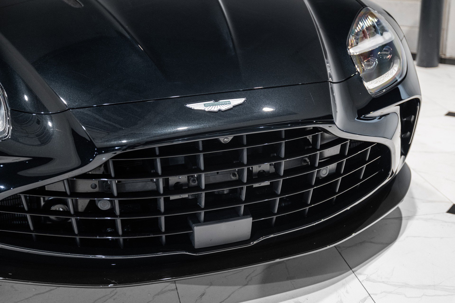 New 2026 Aston Martin V8 Vantage Coupe image 40