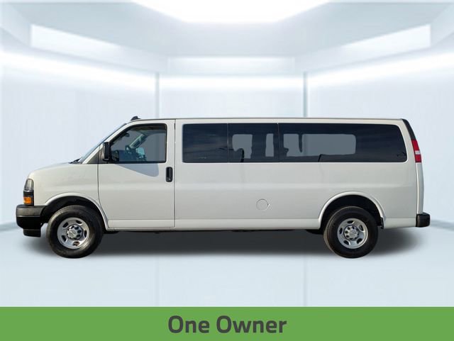 Used 2024 Chevrolet Express 3500 LS video 2