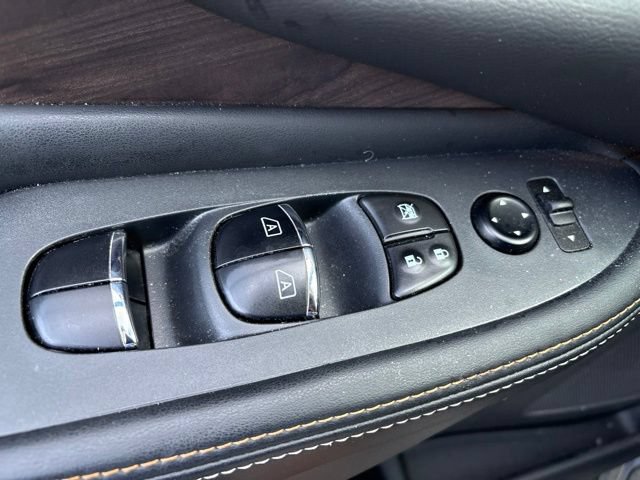Certified 2024 Nissan Murano Platinum w/ Cargo Package FWD image 13