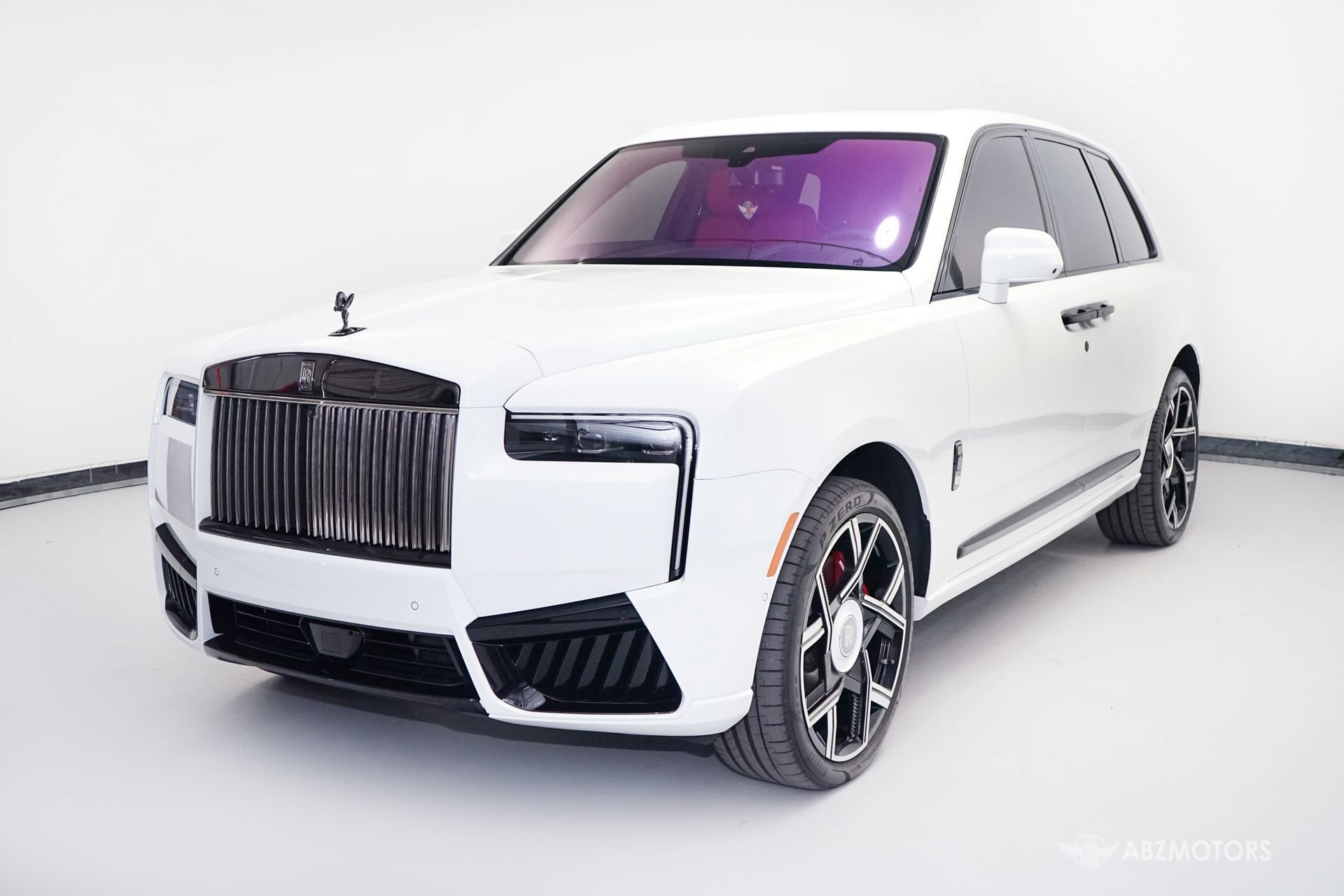 Used 2025 Rolls-Royce Cullinan Black Badge w/ Leather Finishing Pack image 2