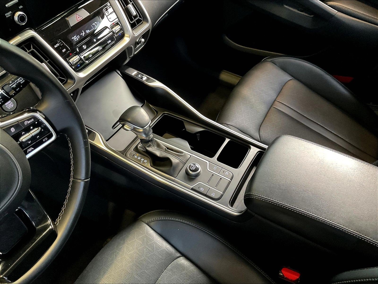 Used 2021 Kia Sorento S w/ Panoramic Sunroof Package FWD image 17