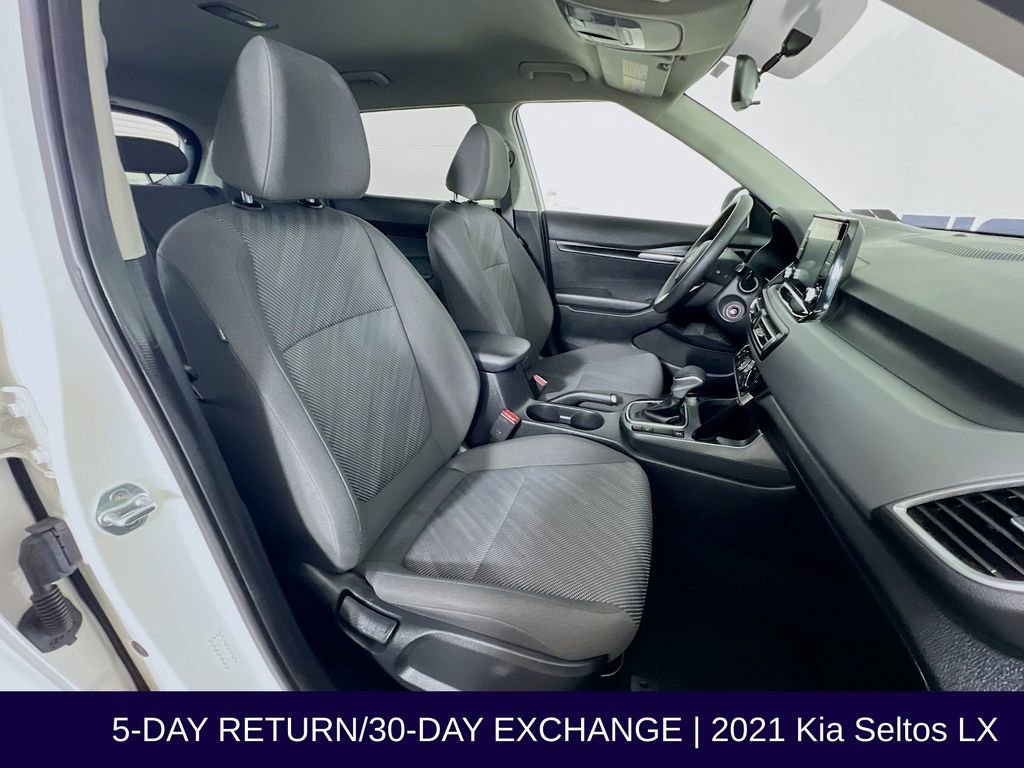 Used 2021 Kia Seltos LX image 30