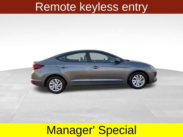 Used 2019 Hyundai Elantra SE image 8
