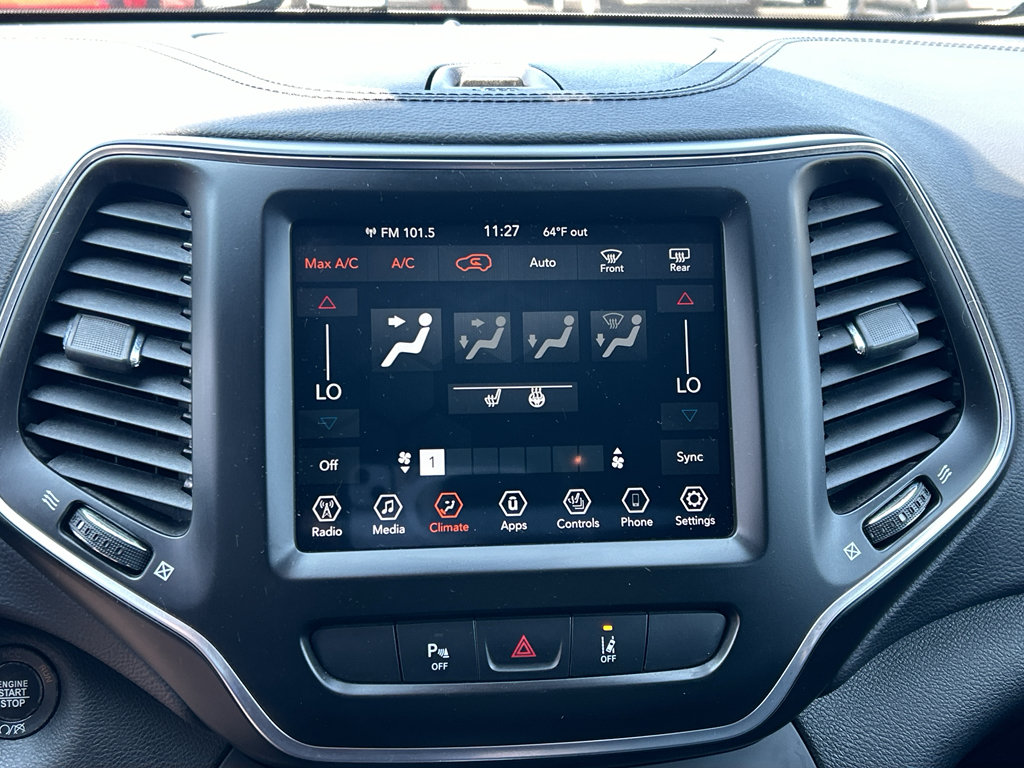 Used 2021 Jeep Cherokee Latitude Lux w/ Comfort/Convenience Group AWD/4WD image 22