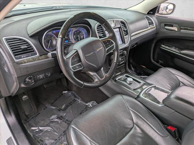 Used 2017 Chrysler 300 C image 11