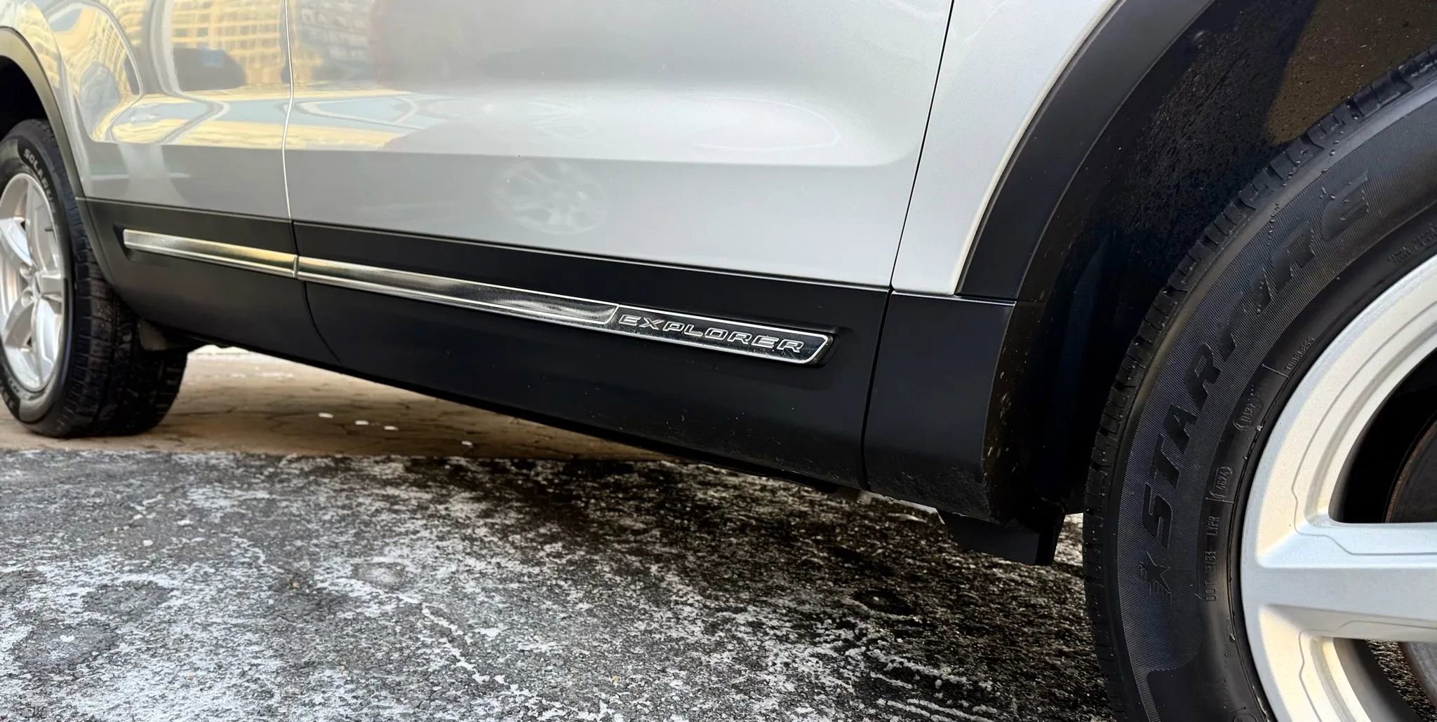 Used 2016 Ford Explorer XLT w/ Equipment Group 202A image 54