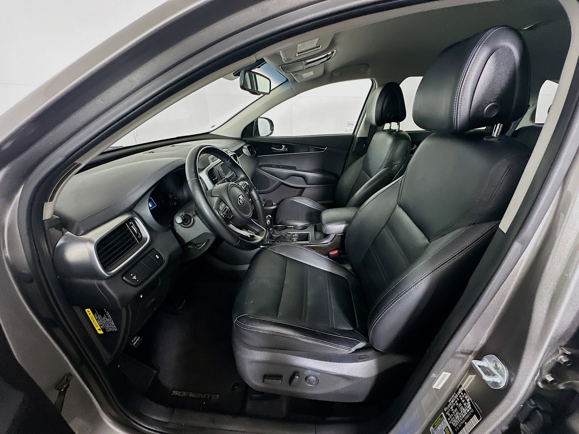 Used 2016 Kia Sorento EX image 13