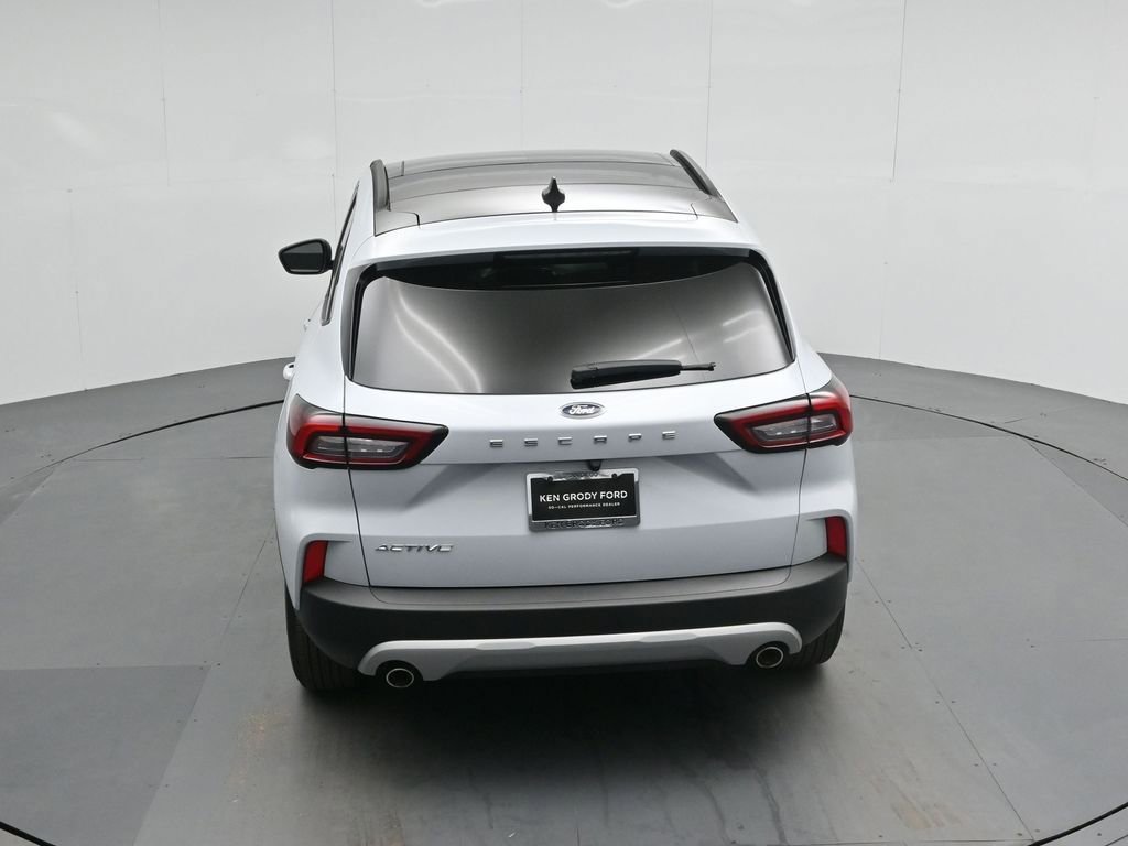 Certified 2025 Ford Escape Active image 41