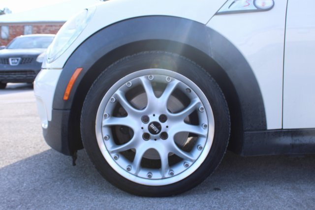 Used 2010 MINI Cooper S image 24