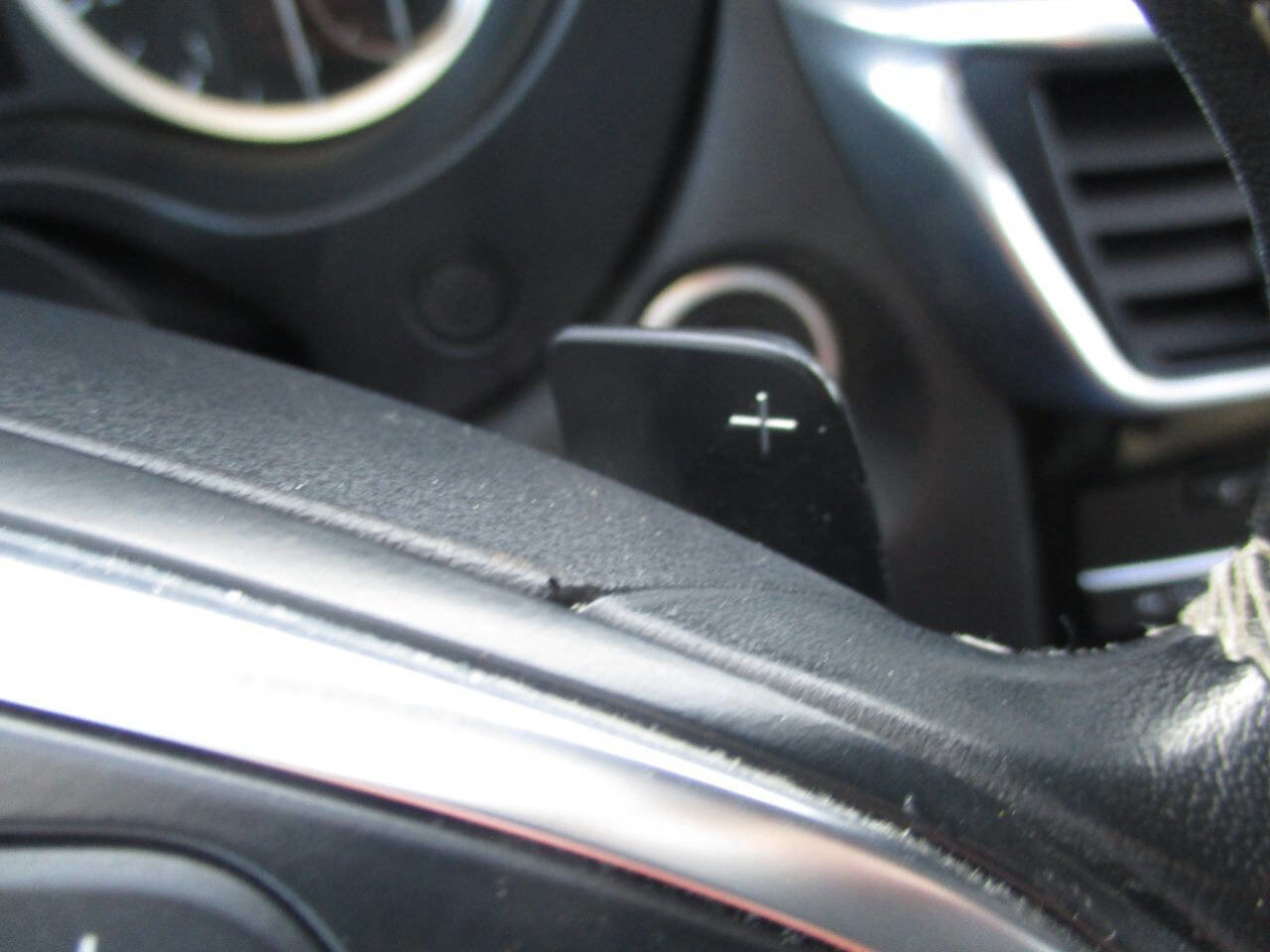 Used 2018 INFINITI QX30 AWD image 20