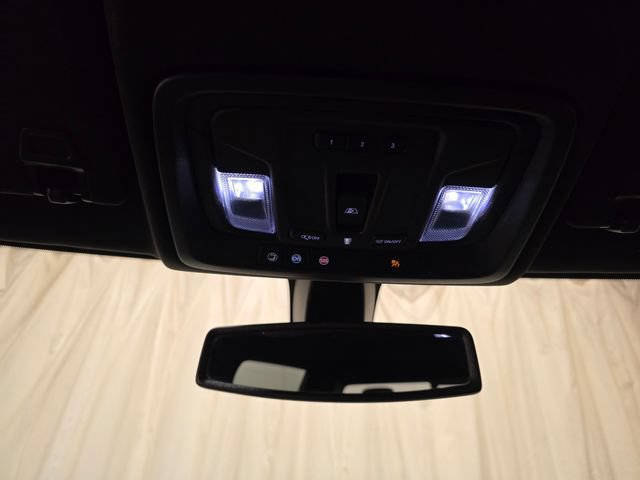 Used 2021 GMC Sierra 1500 AT4 w/ AT4 Preferred Package AWD/4WD image 25