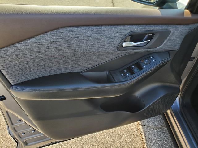 Certified 2023 Nissan Rogue SV image 15