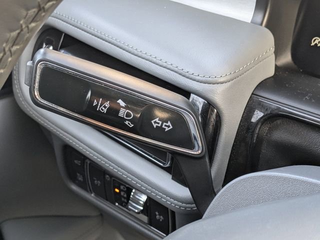 Used 2022 Lincoln Nautilus Reserve w/ Luxury Package image 26