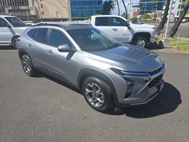 New 2026 Chevrolet Trax LT image 2