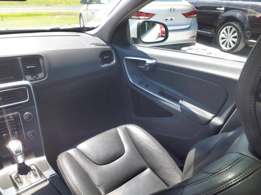 Used 2013 Volvo S60 T5 image 11