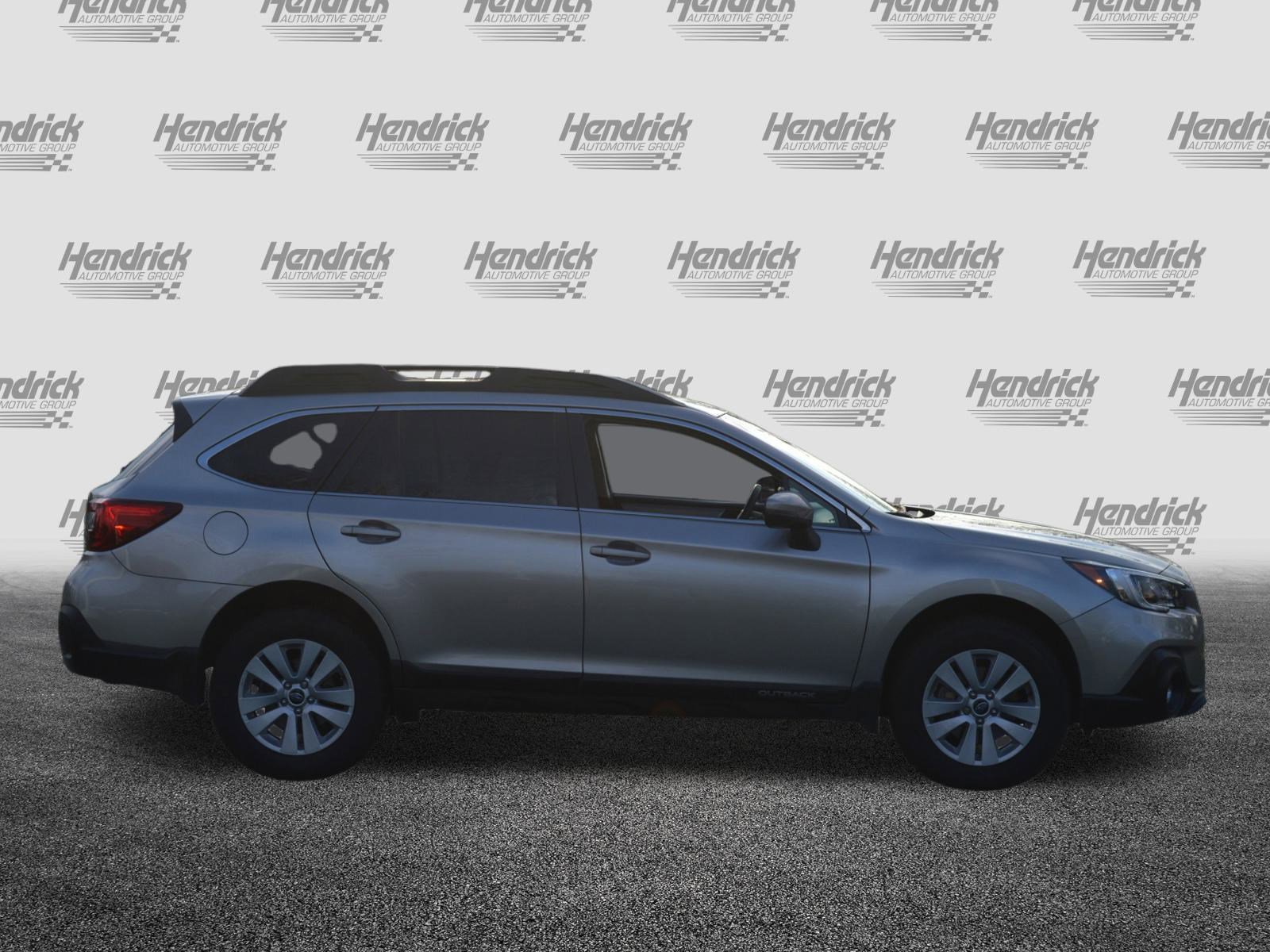 Used 2018 Subaru Outback 2.5i Premium image 11