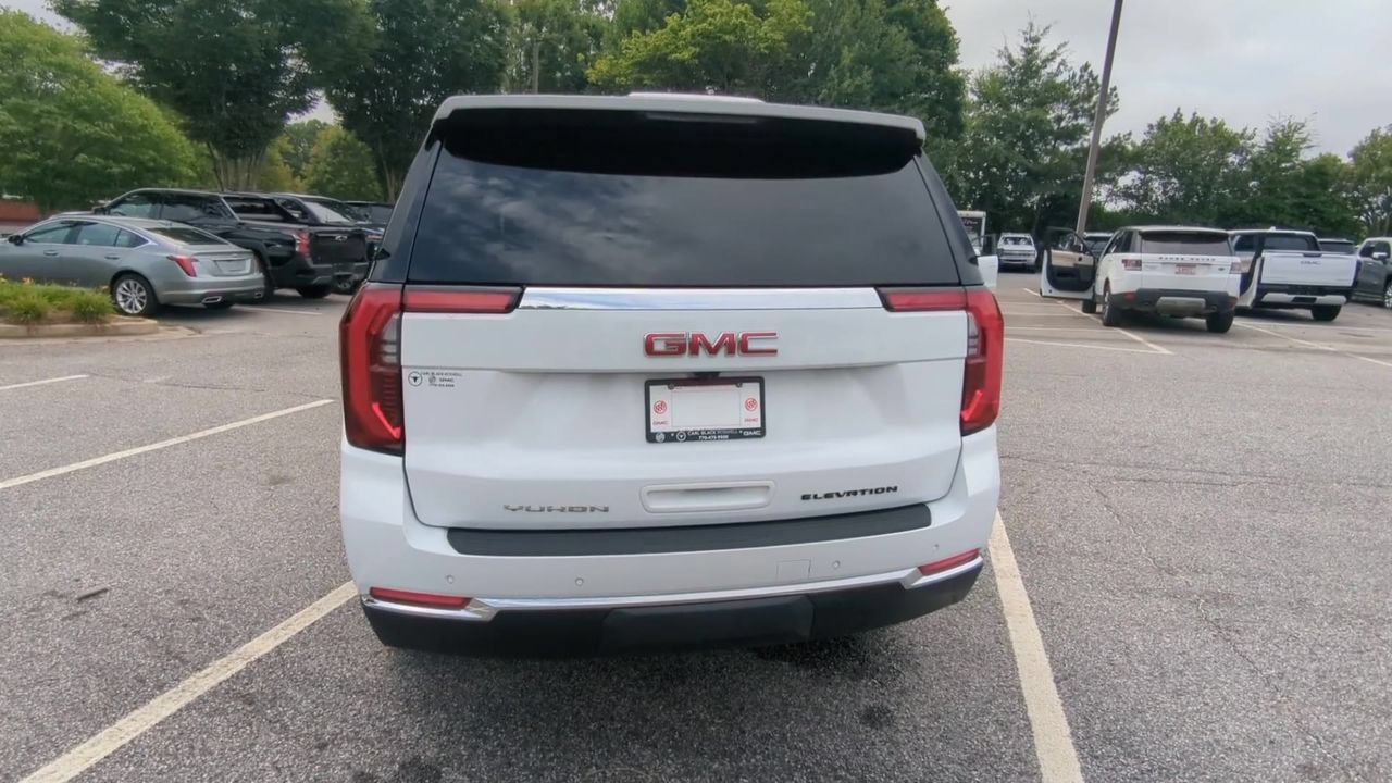 Used 2025 GMC Yukon Elevation AWD/4WD image 7