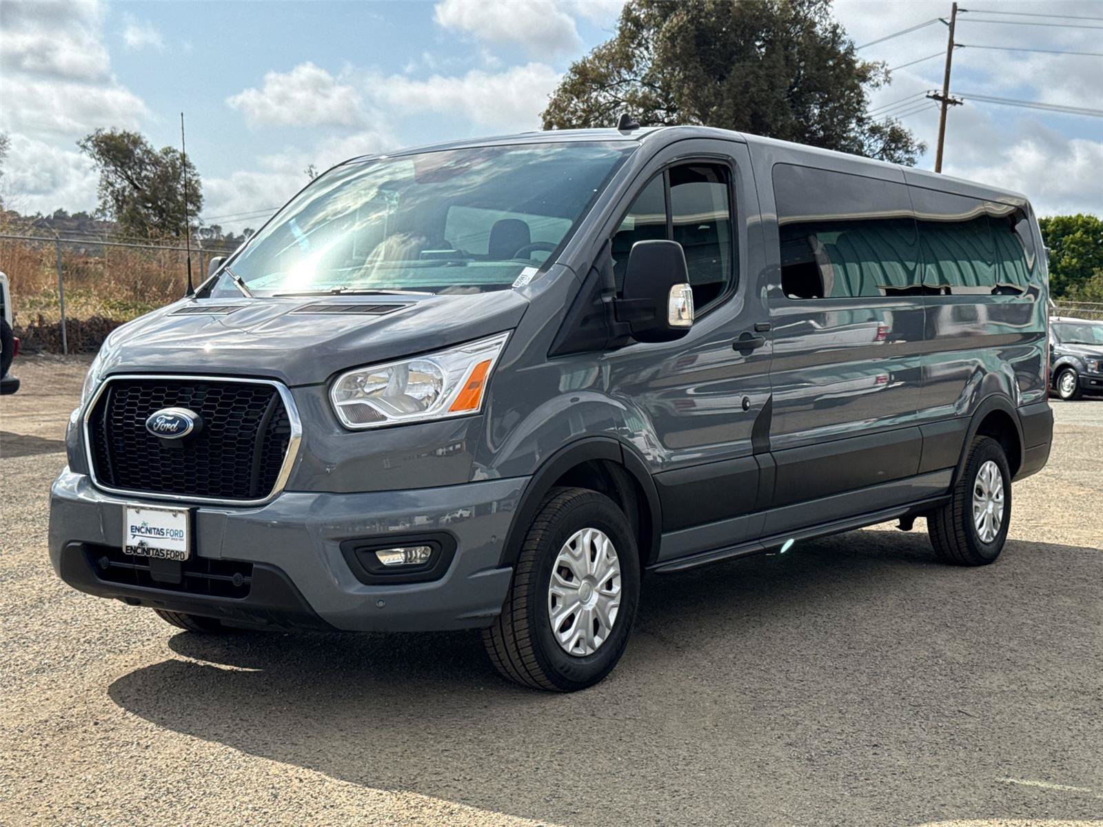 Used 2021 Ford Transit 350 XLT RWD image 4