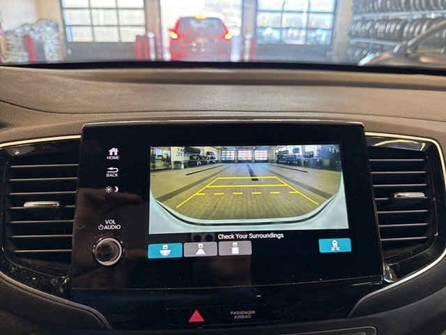 Used 2022 Honda Pilot TrailSport image 4