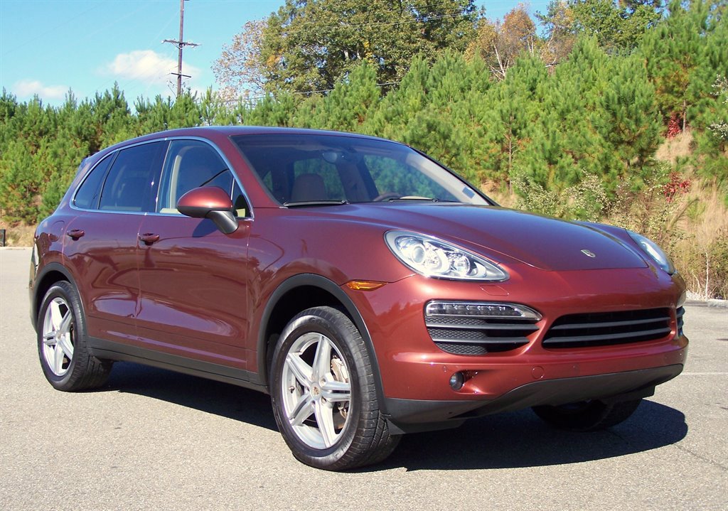 Used 2012 Porsche Cayenne S image 30