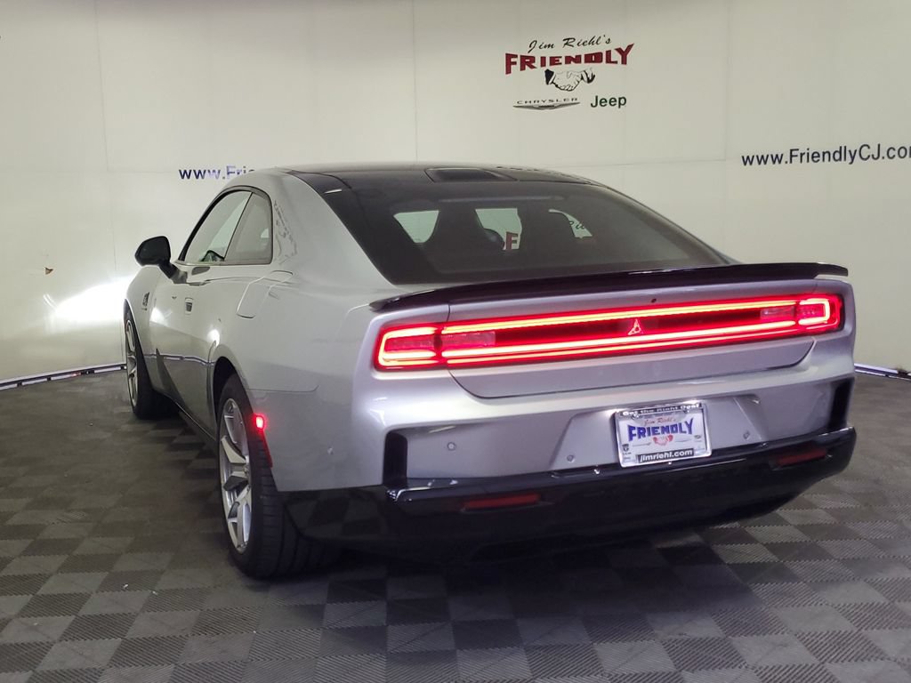 Used 2024 Dodge Charger Daytona Scat Pack w/ Plus Group AWD/4WD image 4