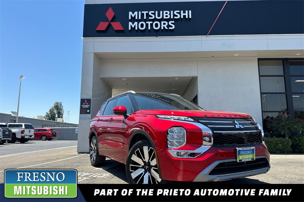 New 2025 Mitsubishi Outlander SEL image 1