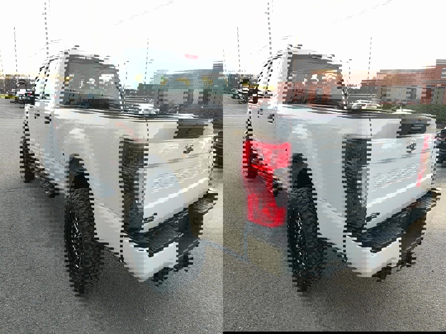 Used 2020 Ford F350 XL w/ Power Equipment Group image 5