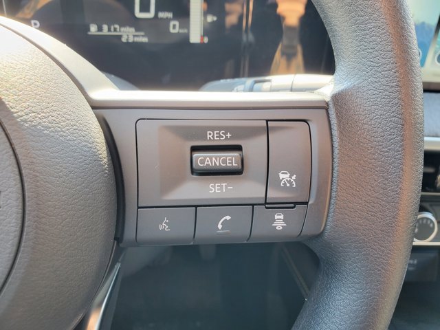 New 2025 Nissan Kicks SV image 18