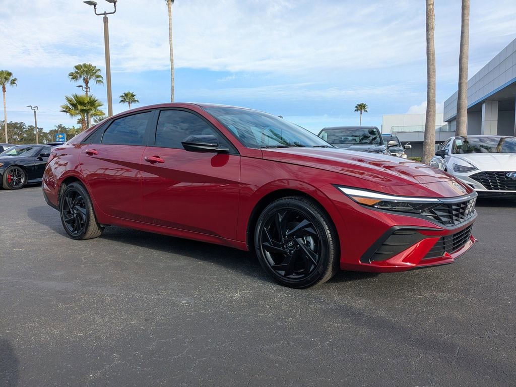 Used 2026 Hyundai Elantra Sport image 2