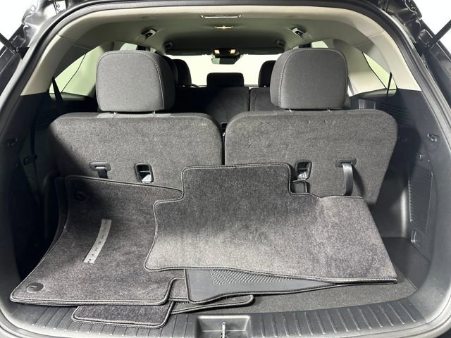 Used 2024 Kia Sorento LX image 26