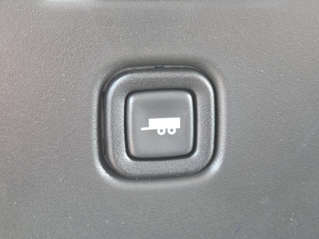 New 2026 Chevrolet Express 2500 w/ Driver Convenience Package RWD image 4