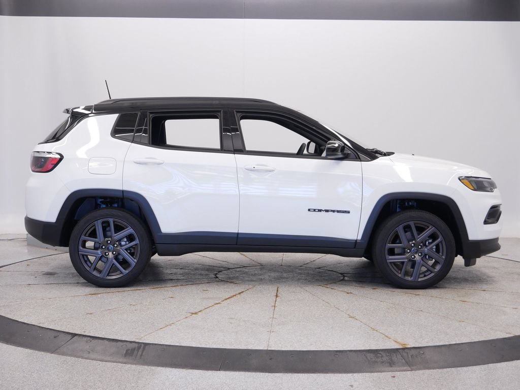 New 2026 Jeep Compass Limited AWD/4WD image 7