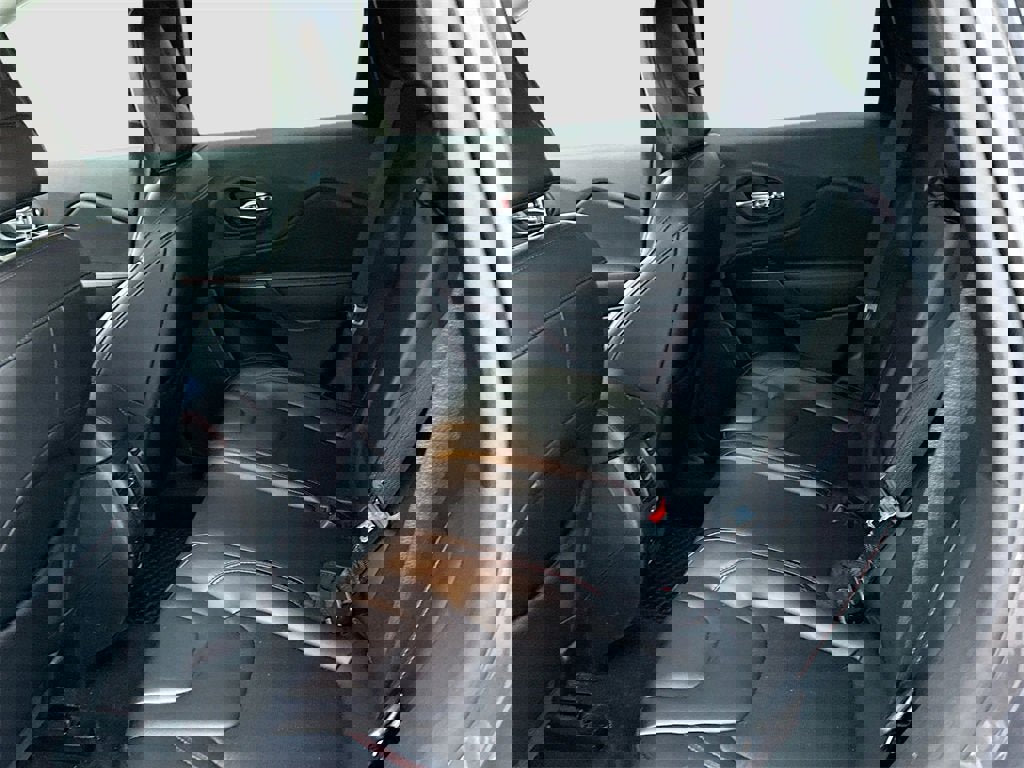 Used 2020 Jeep Cherokee Trailhawk image 5