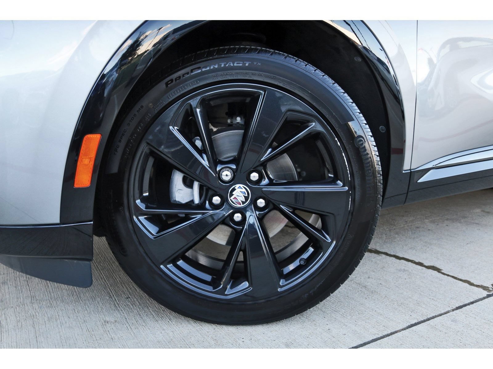 Used 2023 Buick Envision Preferred FWD image 32