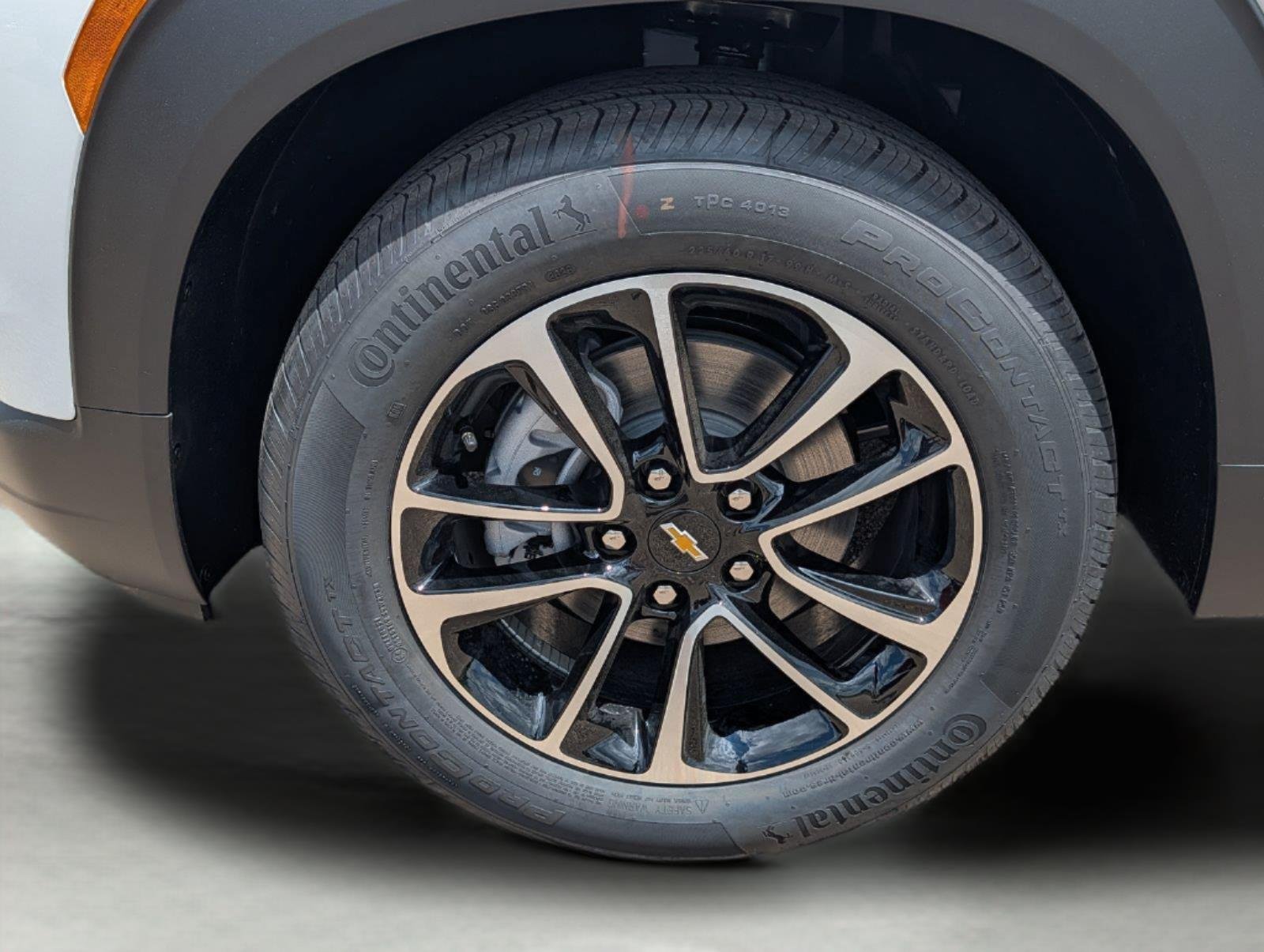 New 2026 Chevrolet TrailBlazer LT w/ Driver Confidence Package FWD image 22