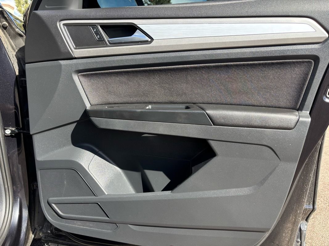 Used 2021 Volkswagen Atlas S image 19