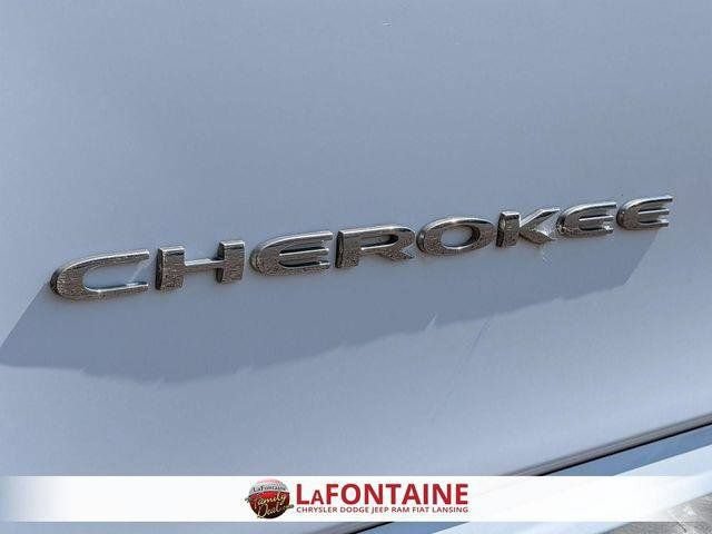 Used 2018 Jeep Cherokee Overland AWD/4WD image 9