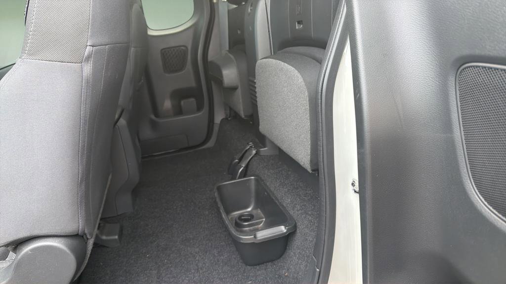 Certified 2024 Nissan Frontier SV w/ Technology Package image 17