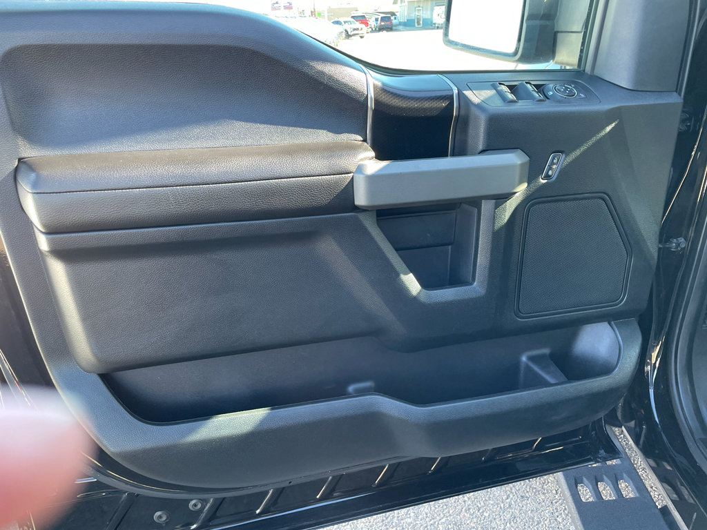 Used 2018 Ford F150 Raptor w/ Equipment Group 801A Mid image 15