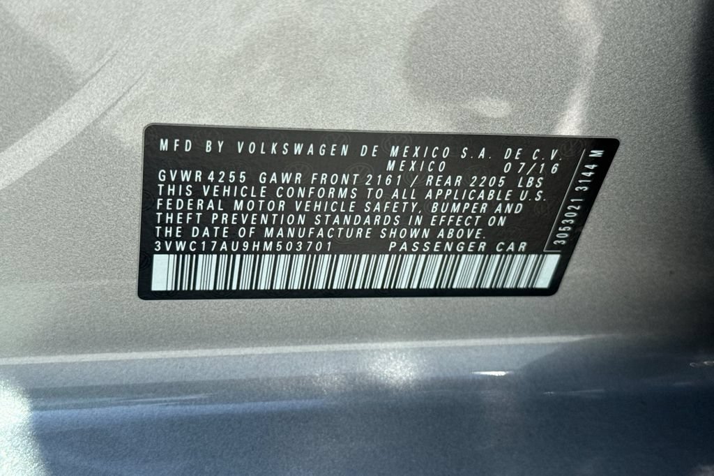 Used 2017 Volkswagen Golf SEL FWD image 28