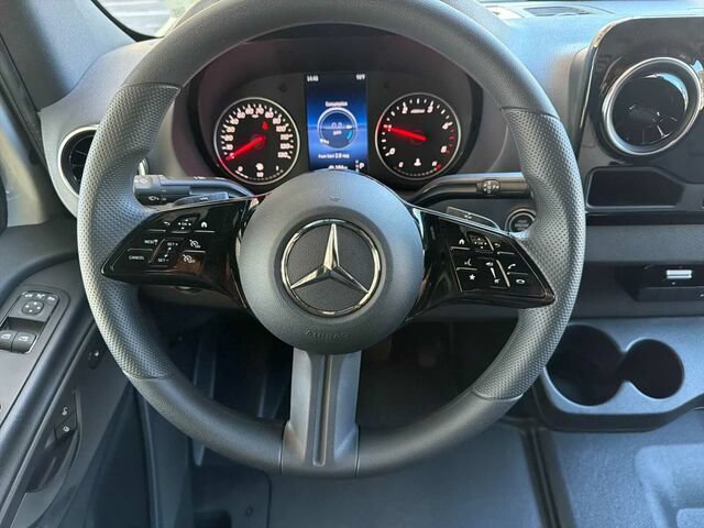 New 2026 Mercedes-Benz Sprinter 2500 image 13