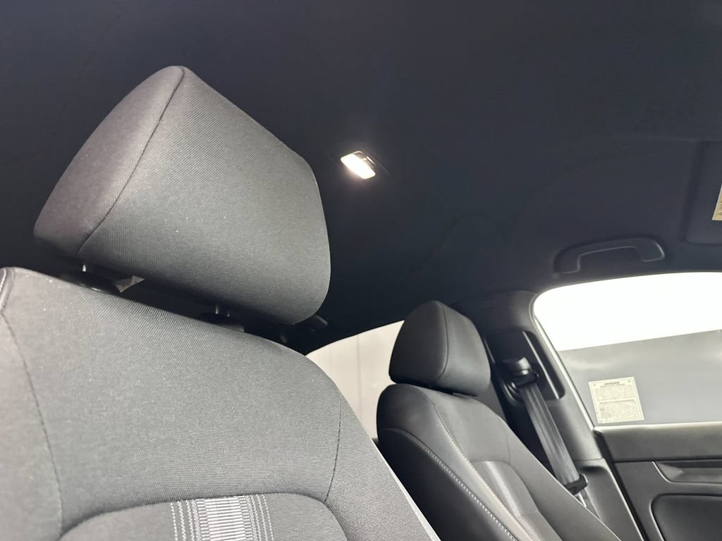 Used 2023 Honda Civic Sport image 15