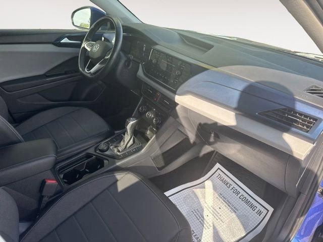 Used 2022 Volkswagen Taos SE image 11
