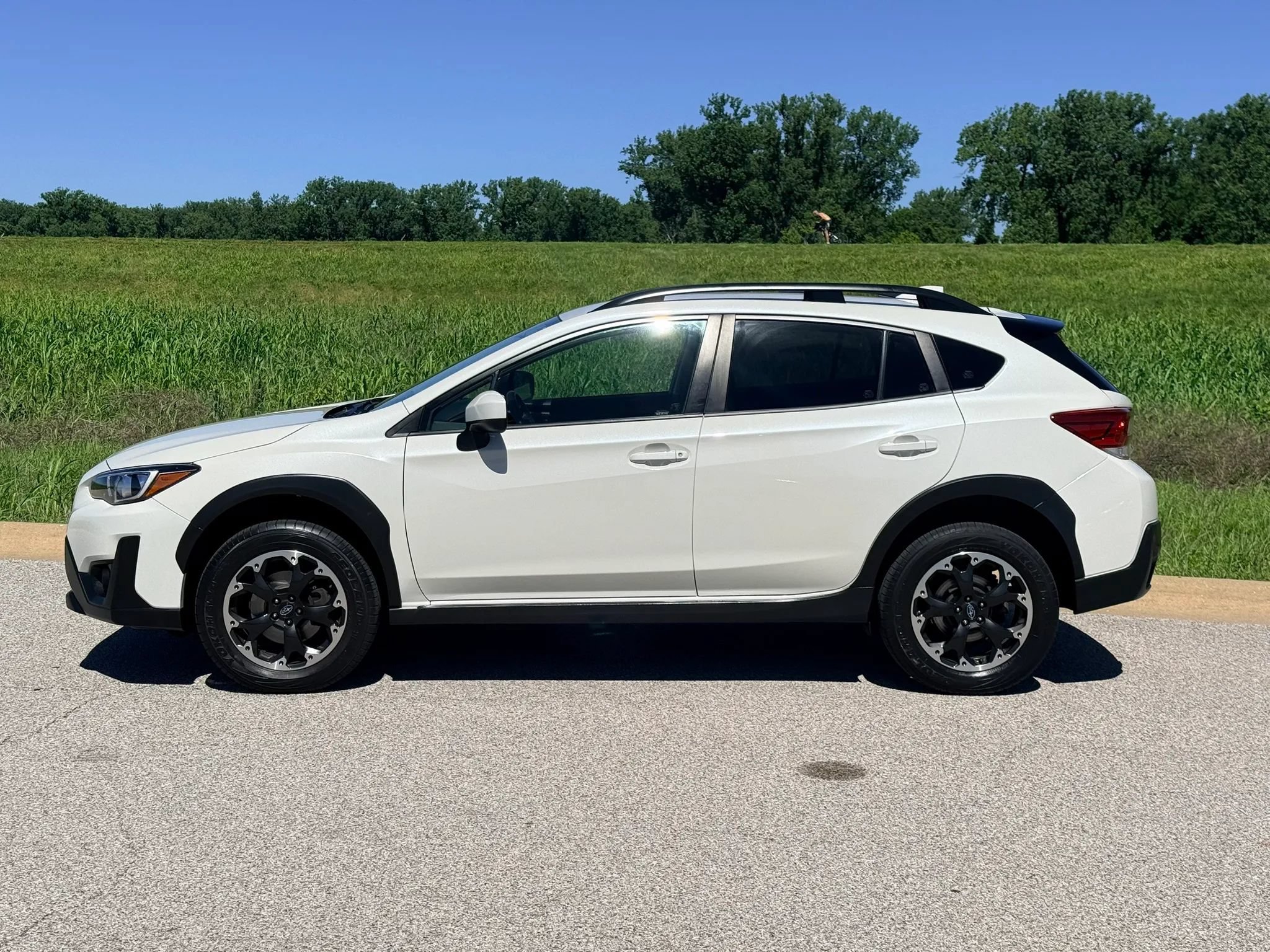 Used 2021 Subaru Crosstrek 2.0i Premium AWD/4WD image 15