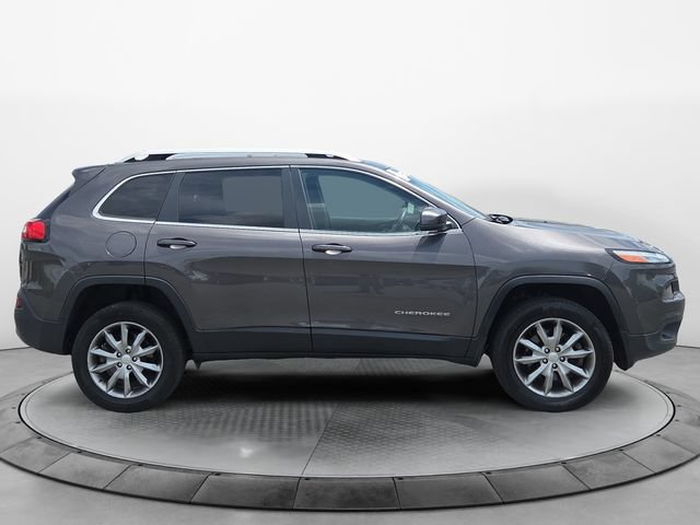 Used 2018 Jeep Cherokee Limited AWD/4WD image 6